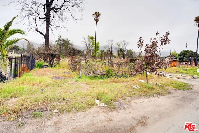 $899,000 | 683 East Pine Street, Altadena, CA 91001