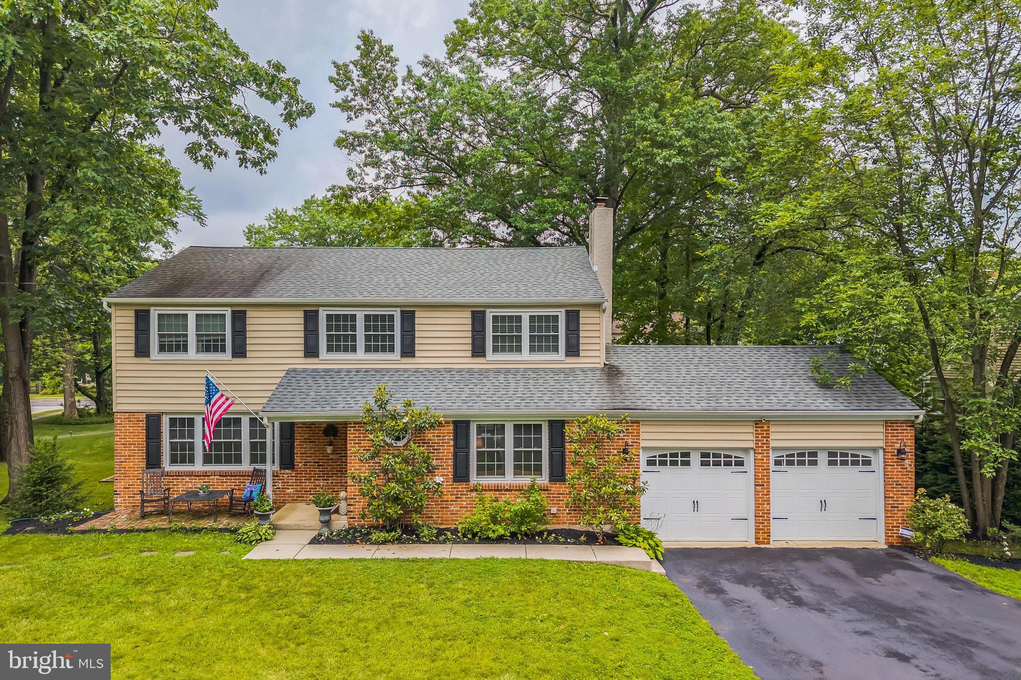 15 Oakford Road Wayne, PA 19087 - Photo 50 of 54 front view of a house with a yard