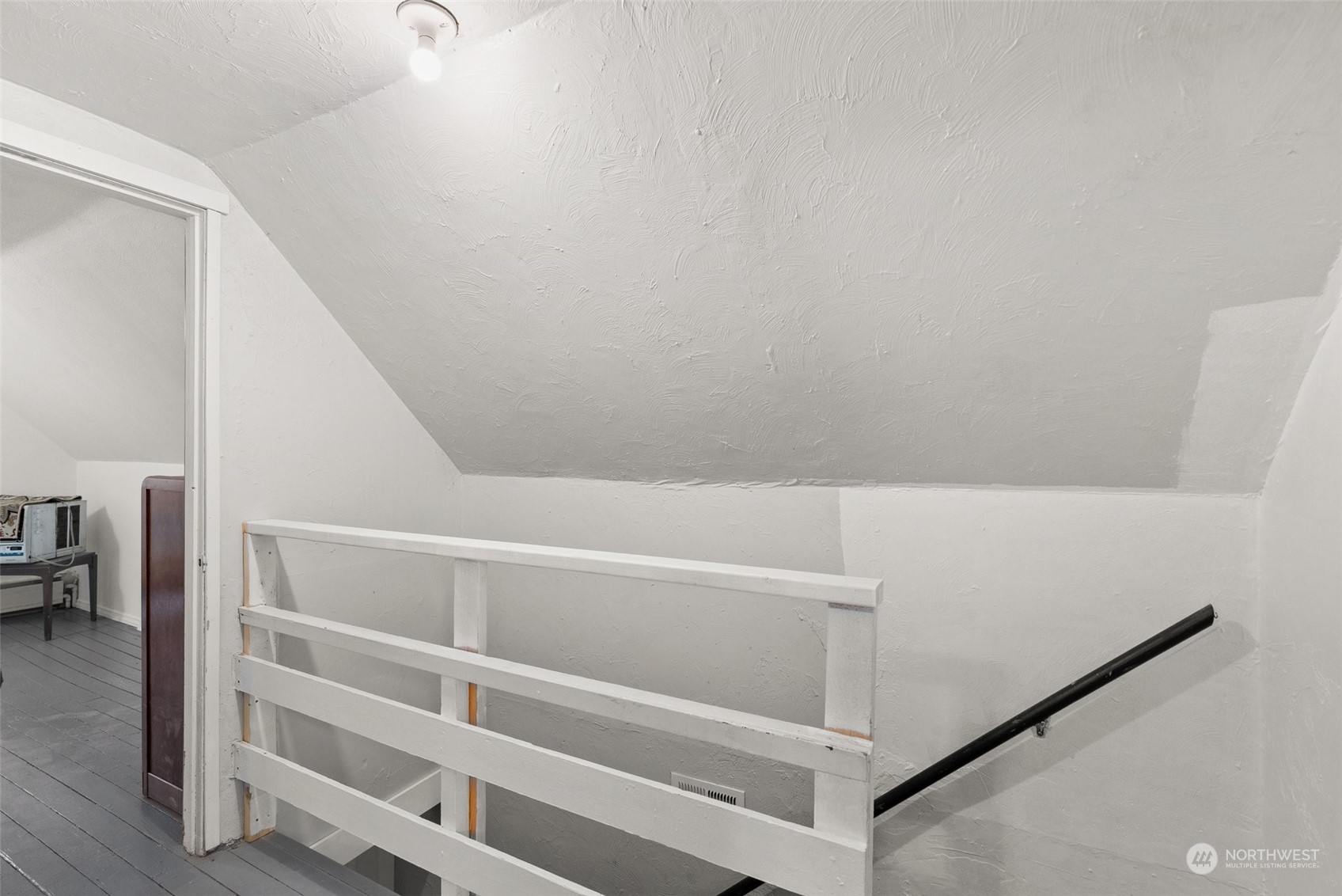 1212 Long Road Centralia, WA 98531 - Photo 22 of 40 a view of an empty walk in closet