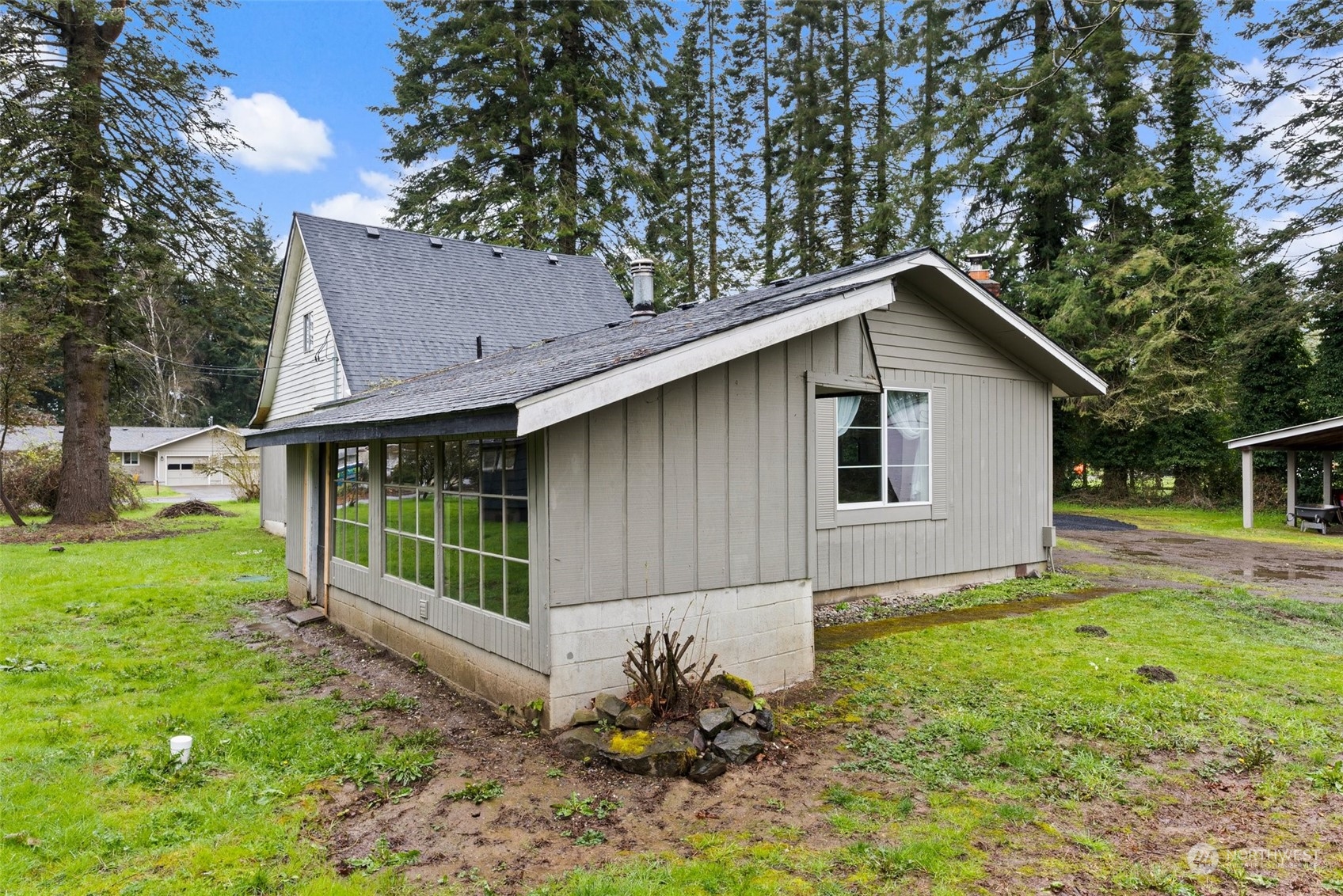 1212 Long Road Centralia, WA 98531 - Photo 28 of 40 a view of backyard of house with wooden fence