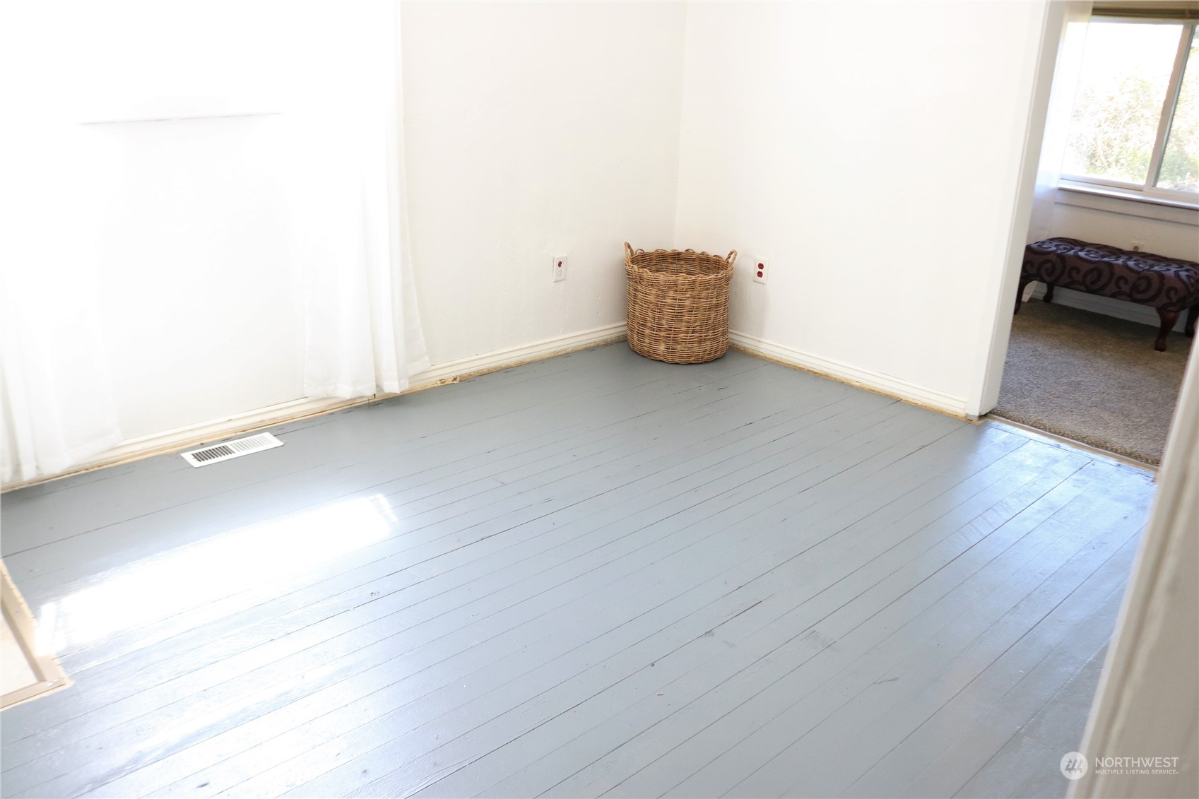 1212 Long Road Centralia, WA 98531 - Photo 39 of 40 a view of an empty room and wooden floor