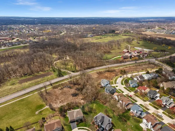 $599,900 | 1995 Colchester Avenue, Hoffman Estates, IL 60192