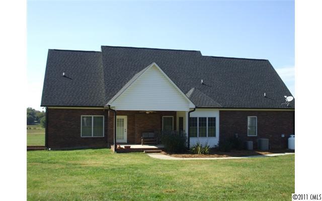 9321 Cox Road Mount Pleasant, NC 28124 - Photo 4 of 16 Gallery Image 4
