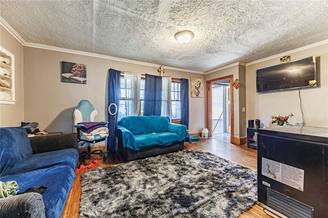 269 Fernwood Avenue Rochester, NY 14621 - Photo 5 of 17