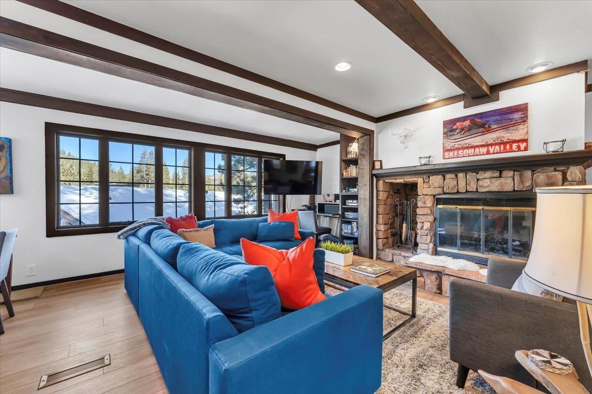 227 Olympic Vly Road, Unit 15 Olympic Valley, CA 96146 - Photo 9 of 28