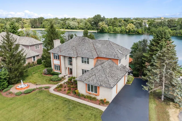 $1,399,000 | 28951 North Forest Lake Lane, Libertyville, IL 60048