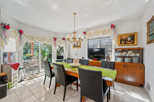 $1,399,000 | 28951 North Forest Lake Lane, Libertyville, IL 60048