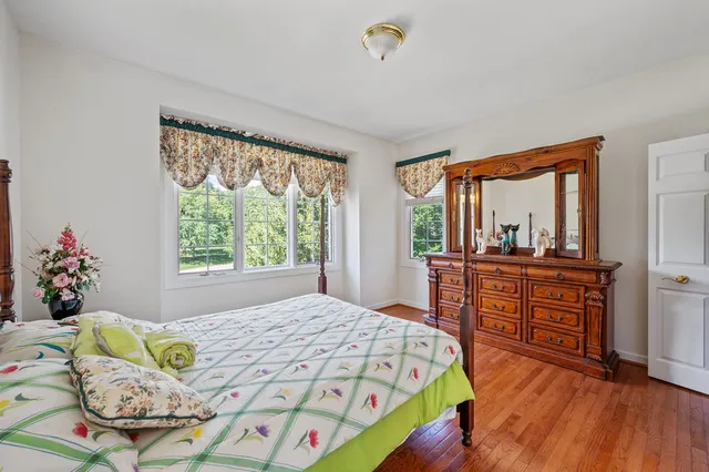 $1,399,000 | 28951 North Forest Lake Lane, Libertyville, IL 60048