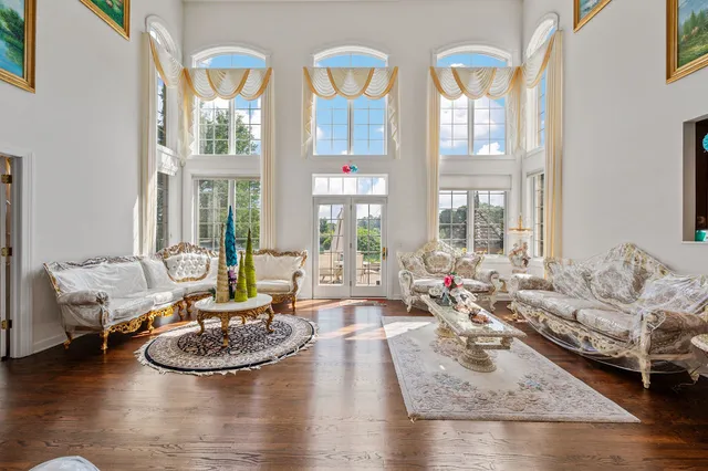 $1,399,000 | 28951 North Forest Lake Lane, Libertyville, IL 60048