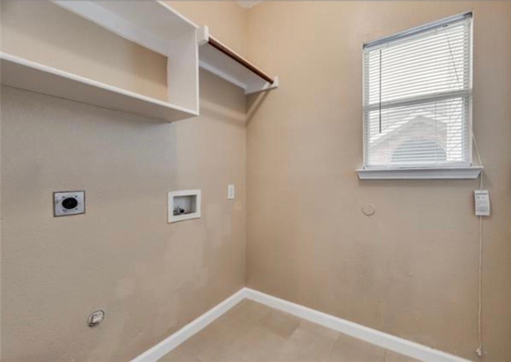 1119 Gaines Mills Road Grand Prairie, TX 75052 - Photo 13 of 17