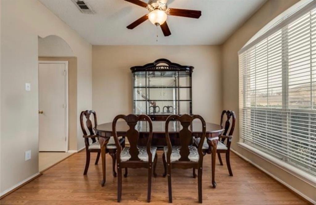 1119 Gaines Mills Road Grand Prairie, TX 75052 - Photo 3 of 17