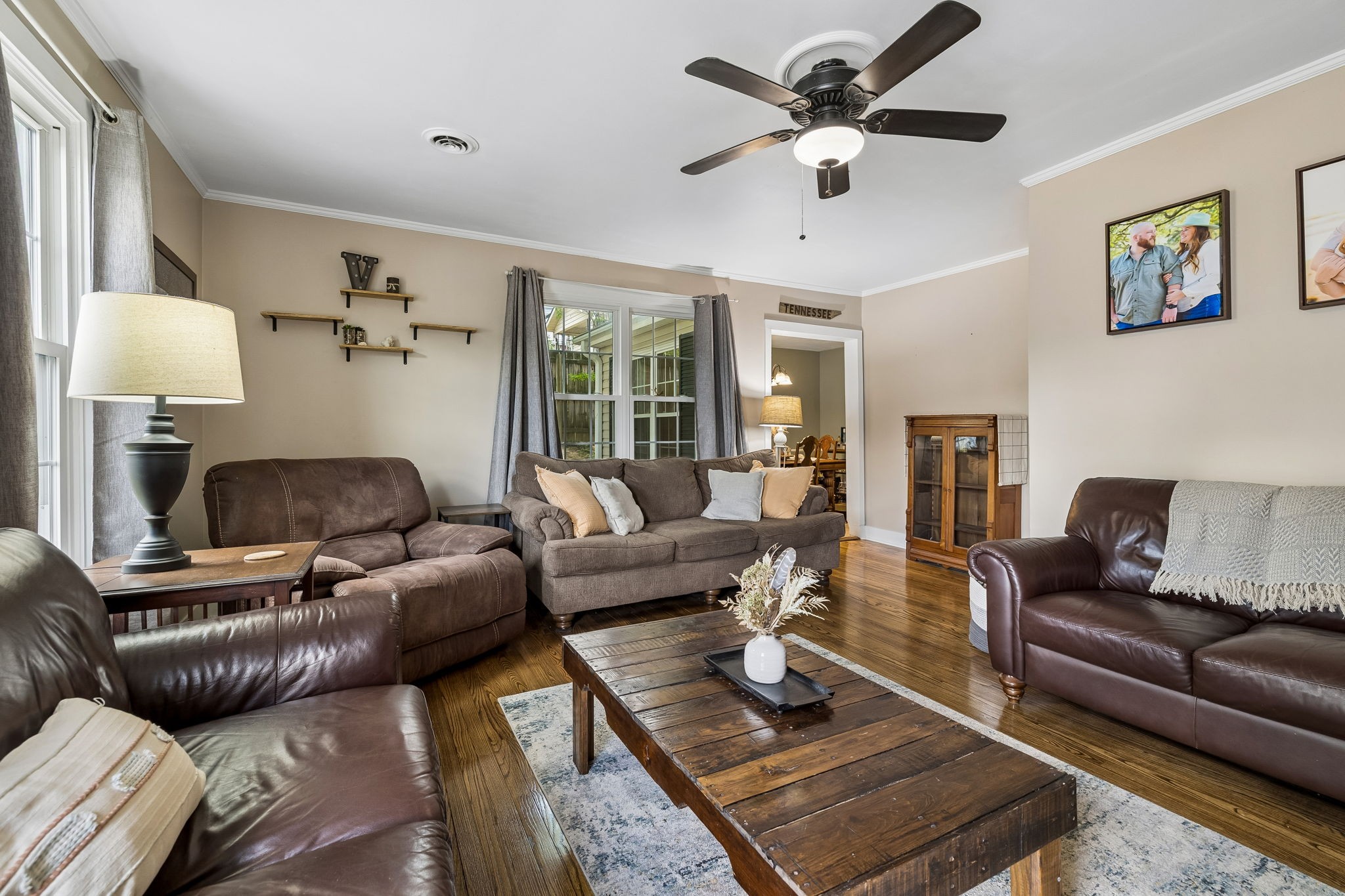 313 Cullum Street Carthage, TN 37030 - Photo 7 of 60 a living room with furniture and a lamp