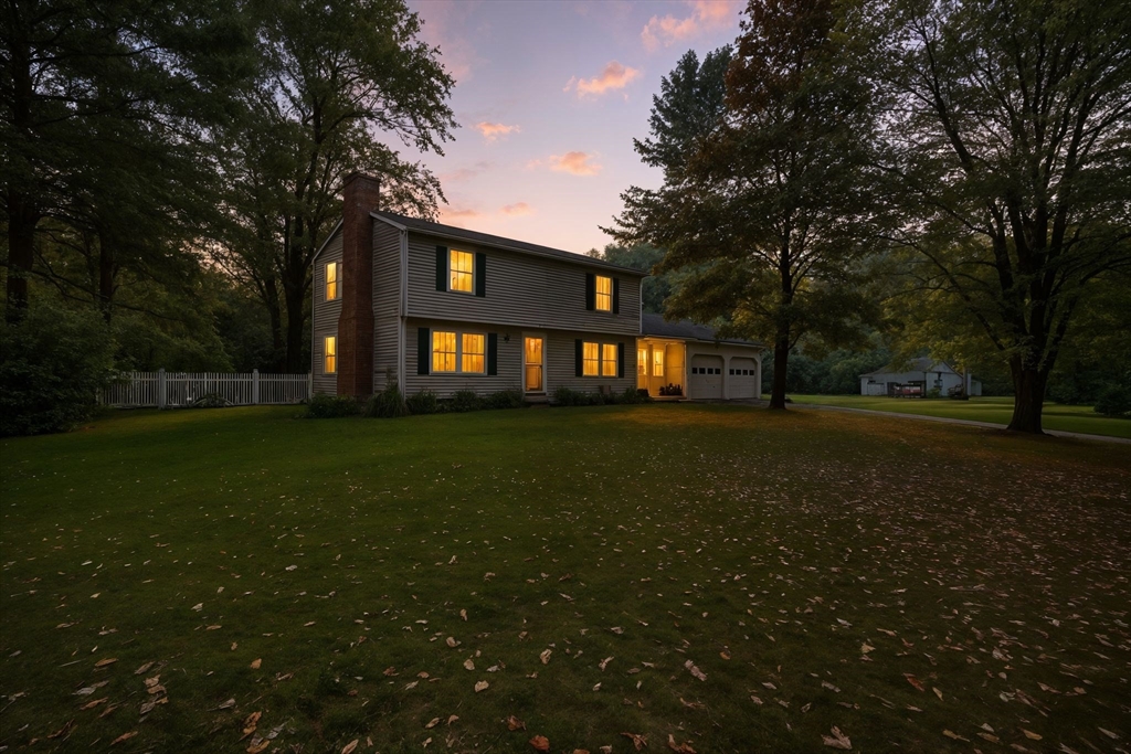 551 West Street Amherst, MA 01002 - Photo 37 of 39 a front view of a house with garden