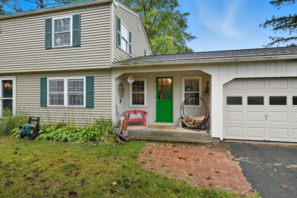 551 West Street Amherst, MA 01002 - Photo 4 of 39 a view of a house with a yard