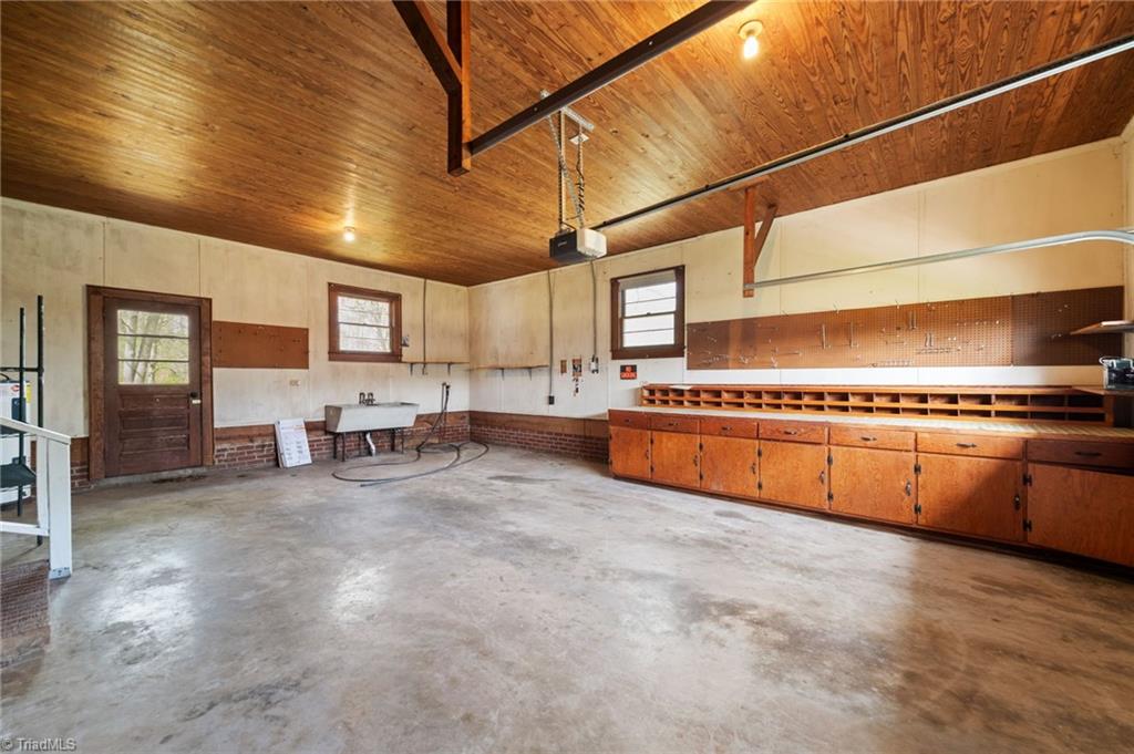 1561 Handy Road Denton, NC 27239 - Photo 34 of 45