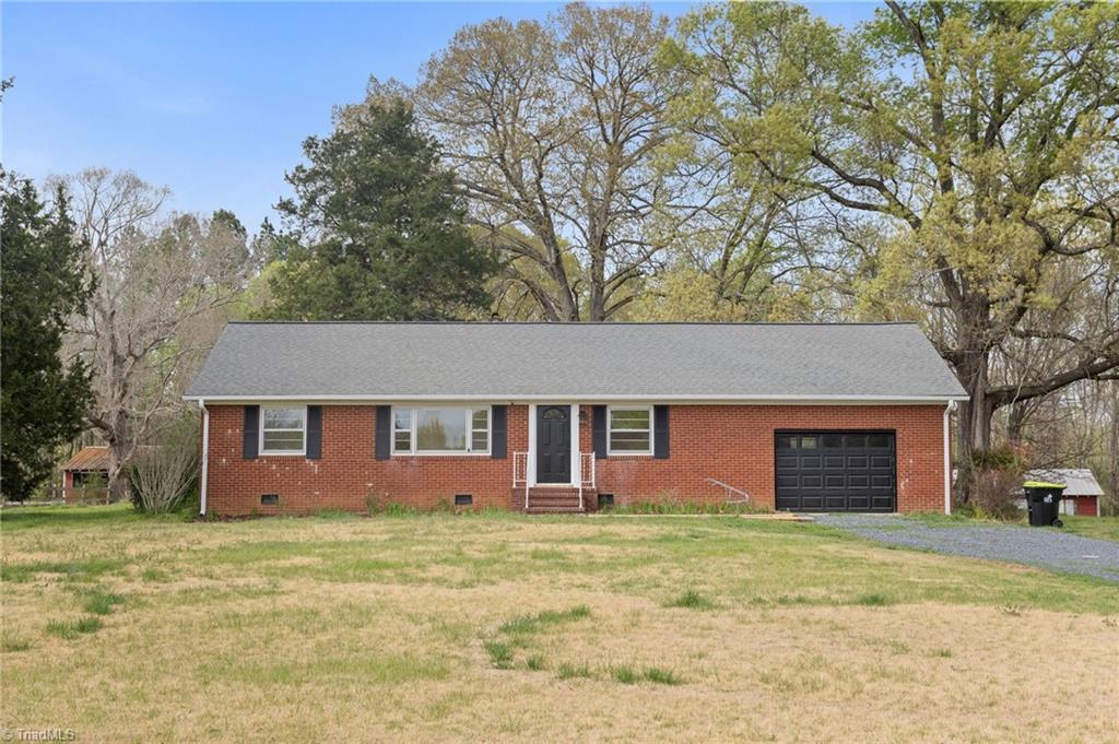 1561 Handy Road Denton, NC 27239 - Photo 5 of 49