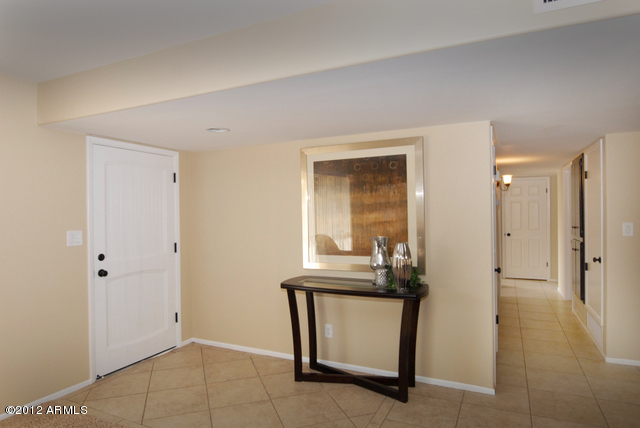 2432 East Lamar Road Phoenix, AZ 85016 - Photo 13 of 16 1
