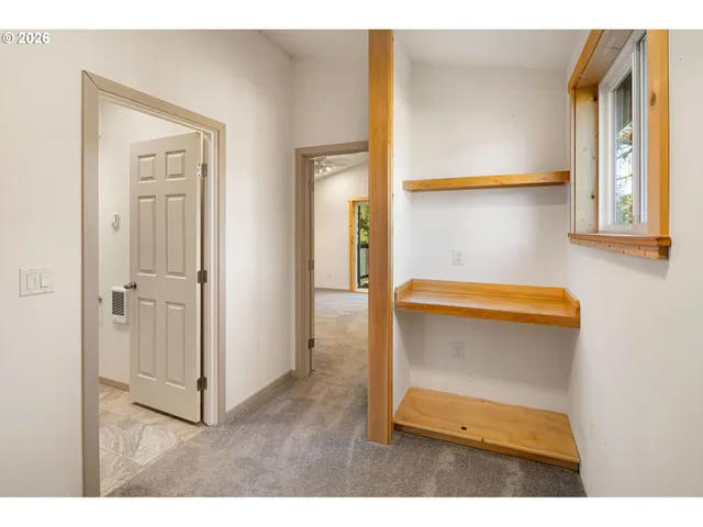 $400,000 | 76154 Coho Lane, Oakridge, OR 97463