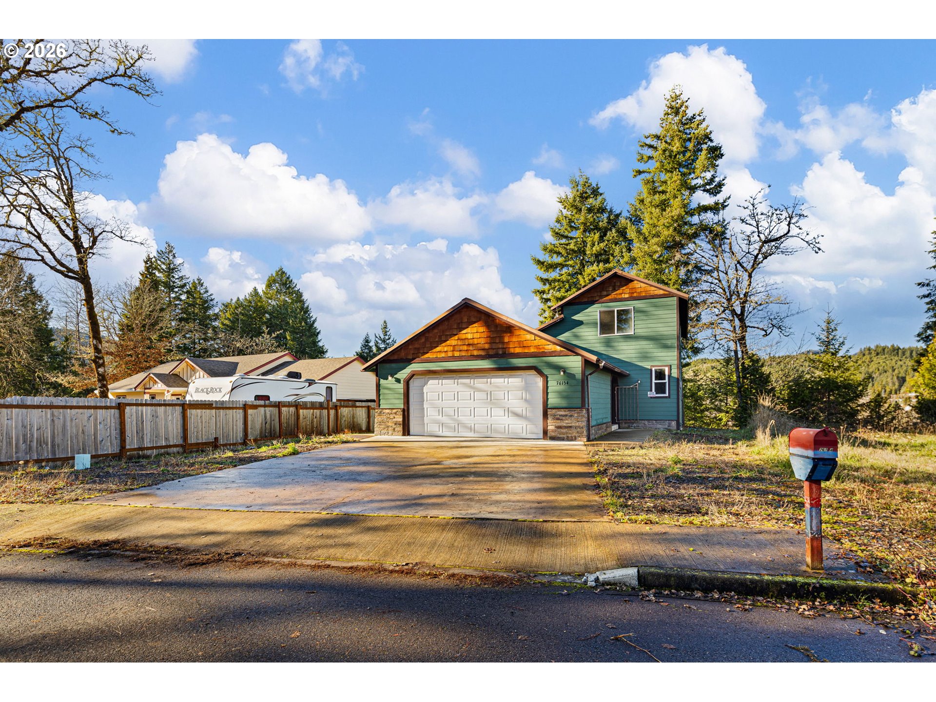 76154 Coho Lane Oakridge, OR 97463 - Photo 5 of 48