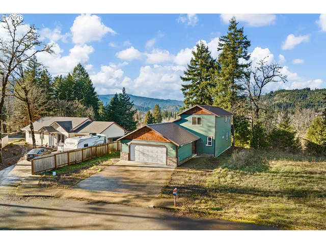 $400,000 | 76154 Coho Lane, Oakridge, OR 97463