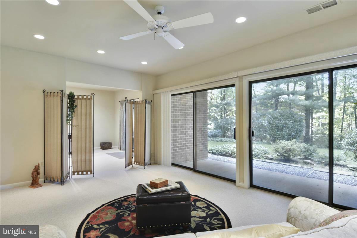 11094 Glade Court Reston, VA 20191 - Photo 22 of 30 Interior (General)