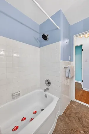 $435,000 | 1001 Barberry Lane, Kirkwood, MO 63122