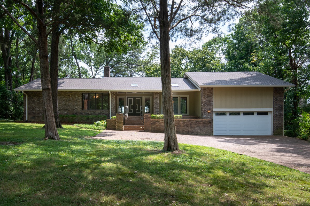 1012 Berwick Trail Madison, TN 37115 - Photo 1 of 35 a view of a house with a yard and sitting area