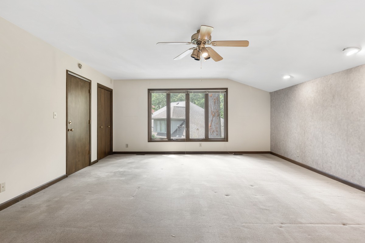 1012 Berwick Trail Madison, TN 37115 - Photo 24 of 35 an empty room with windows and fan
