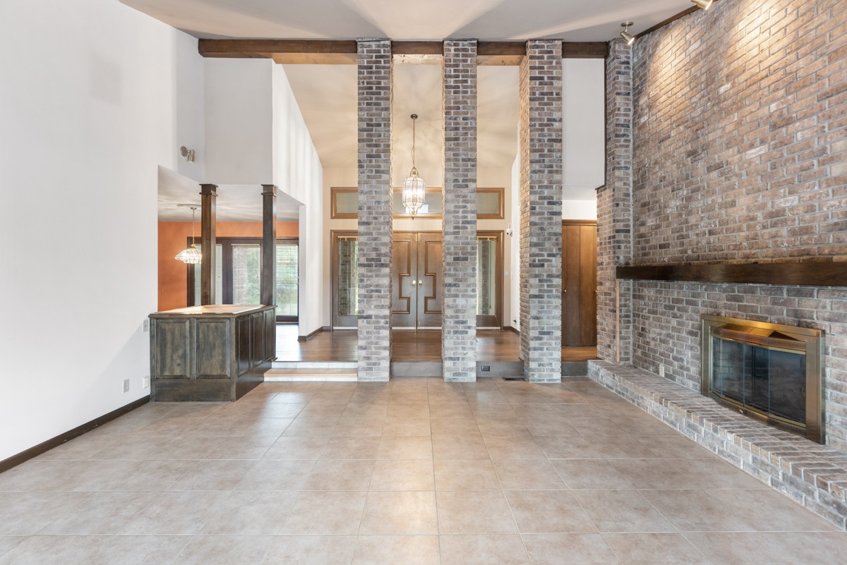 1012 Berwick Trail Madison, TN 37115 - Photo 7 of 35 a living room with furniture and a fireplace