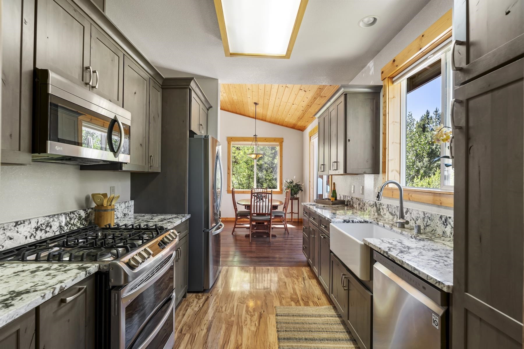 10193 Martis Valley Road, Unit A Truckee, CA 96161 - Photo 12 of 27