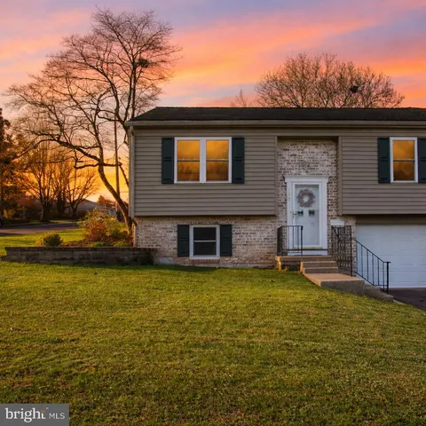 $269,900 | 137 Irene Avenue, Ephrata, PA 17522