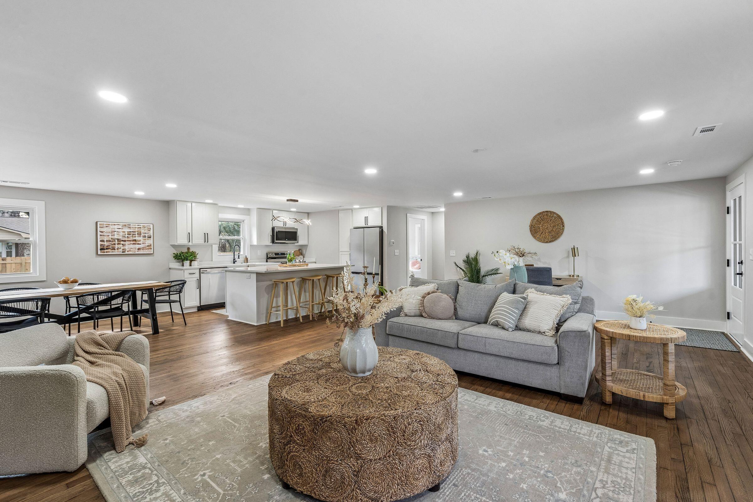 1871 Grimball Road Charleston, SC 29412 - Photo 10 of 31 1871GrimballRd-KeenEyeMarketing-016