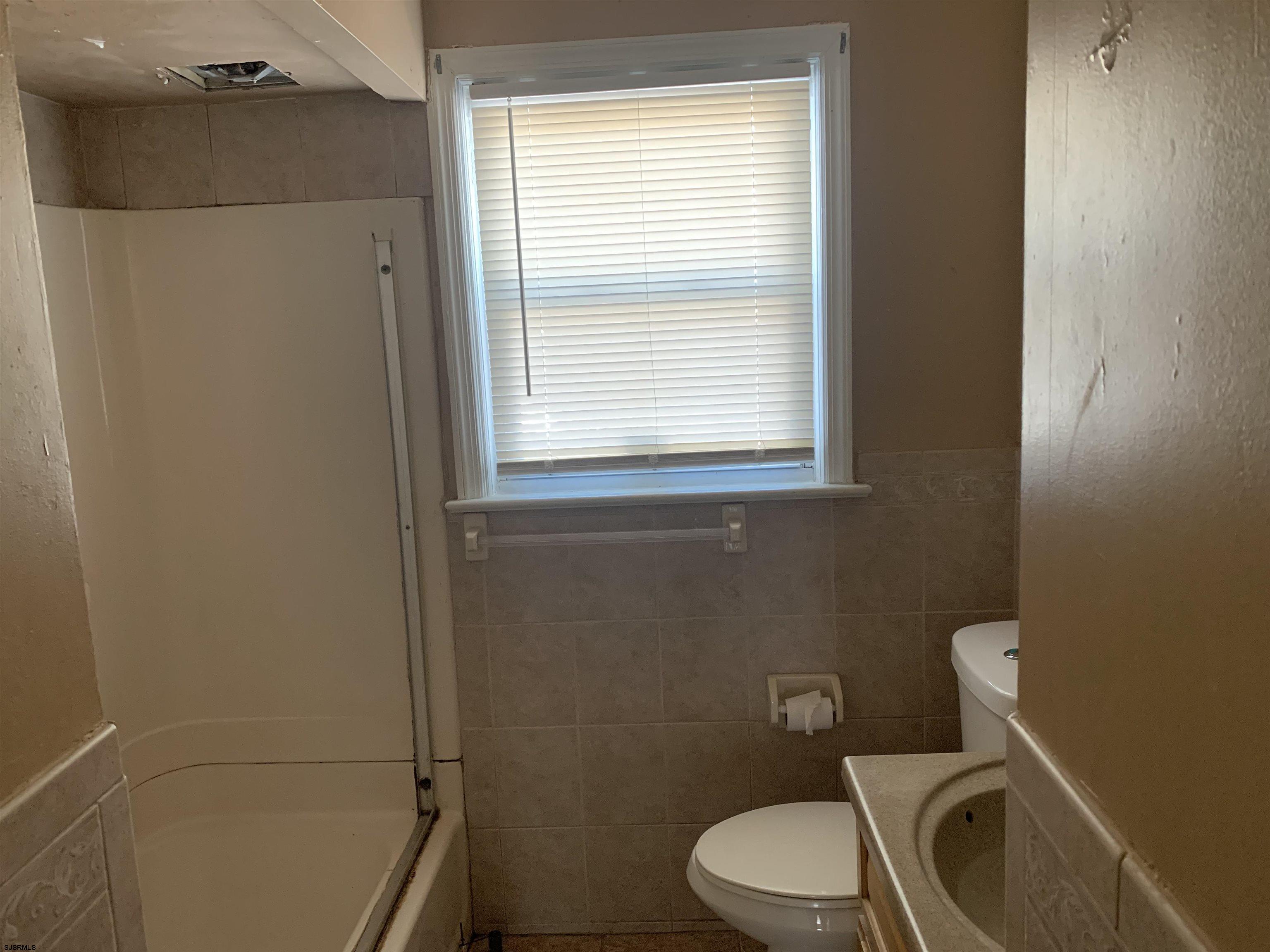 249 New Road Absecon, NJ 08201 - Photo 9 of 18