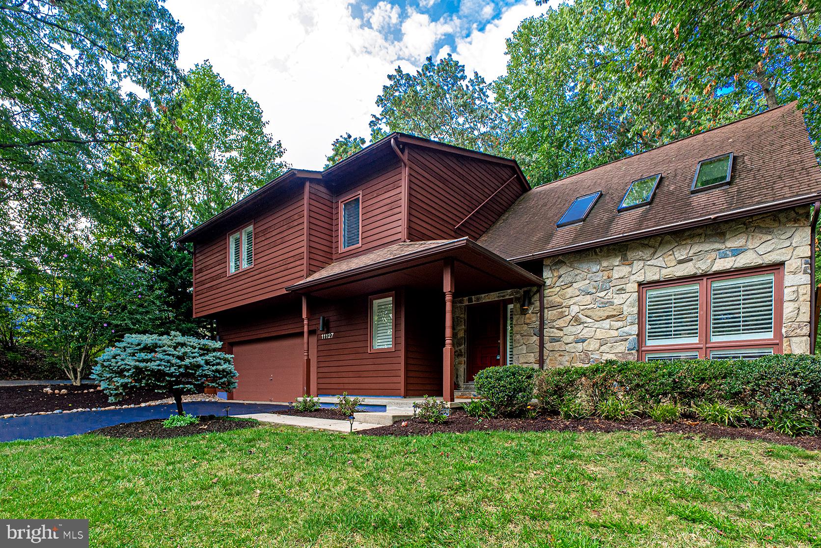 11127 Timberhead Lane Reston, VA 20191 - Photo 2 of 49