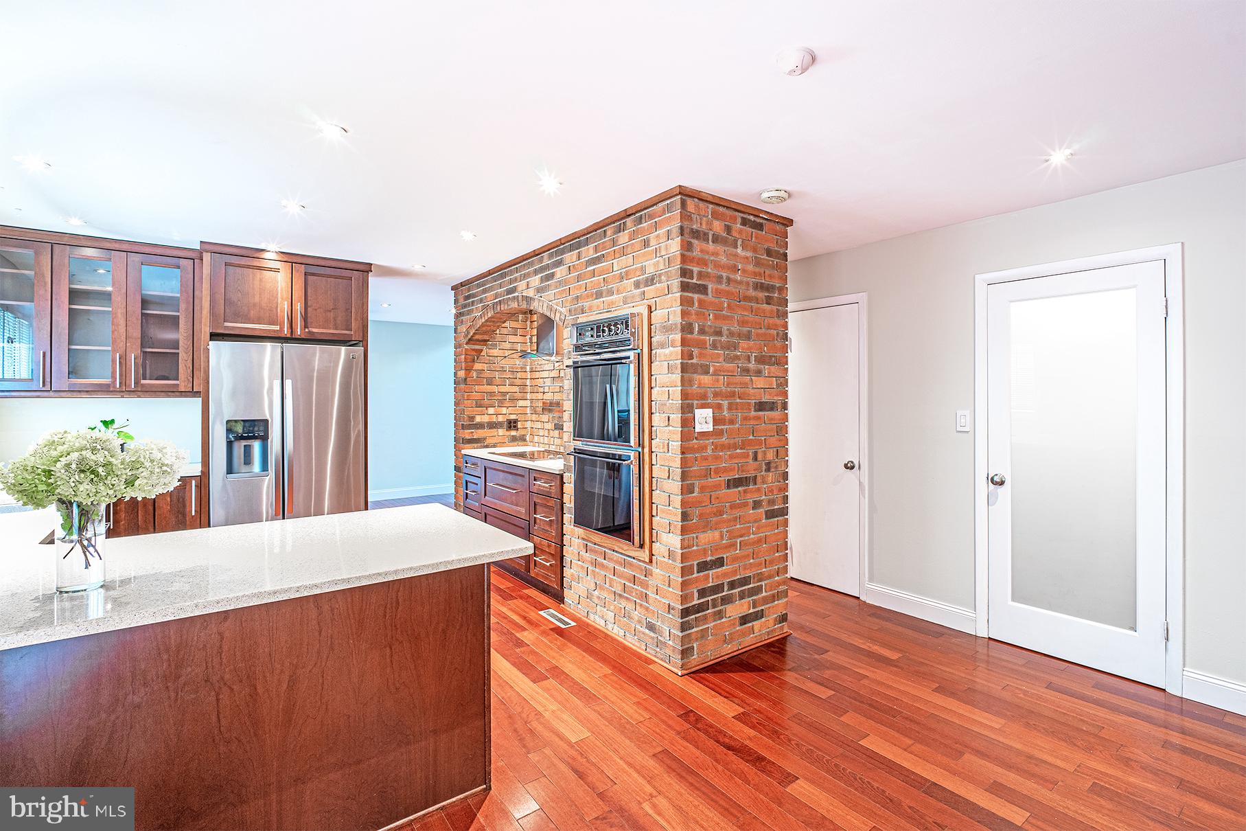 11127 Timberhead Lane Reston, VA 20191 - Photo 11 of 49