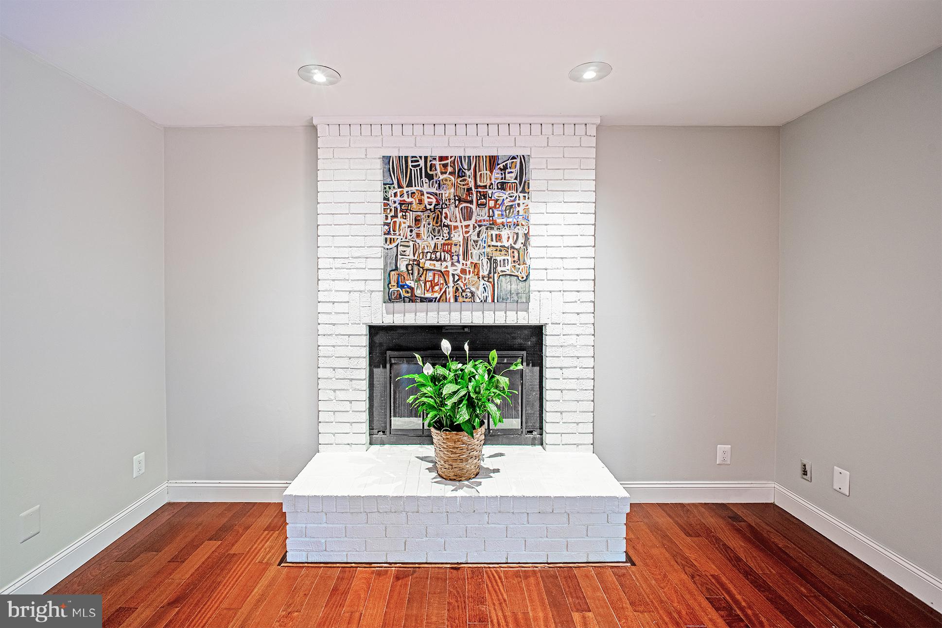 11127 Timberhead Lane Reston, VA 20191 - Photo 20 of 49