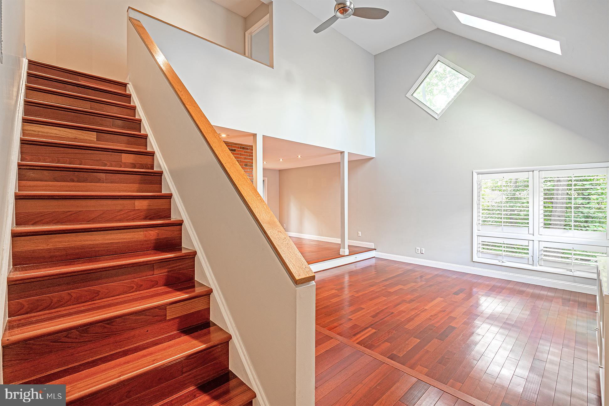 11127 Timberhead Lane Reston, VA 20191 - Photo 23 of 49