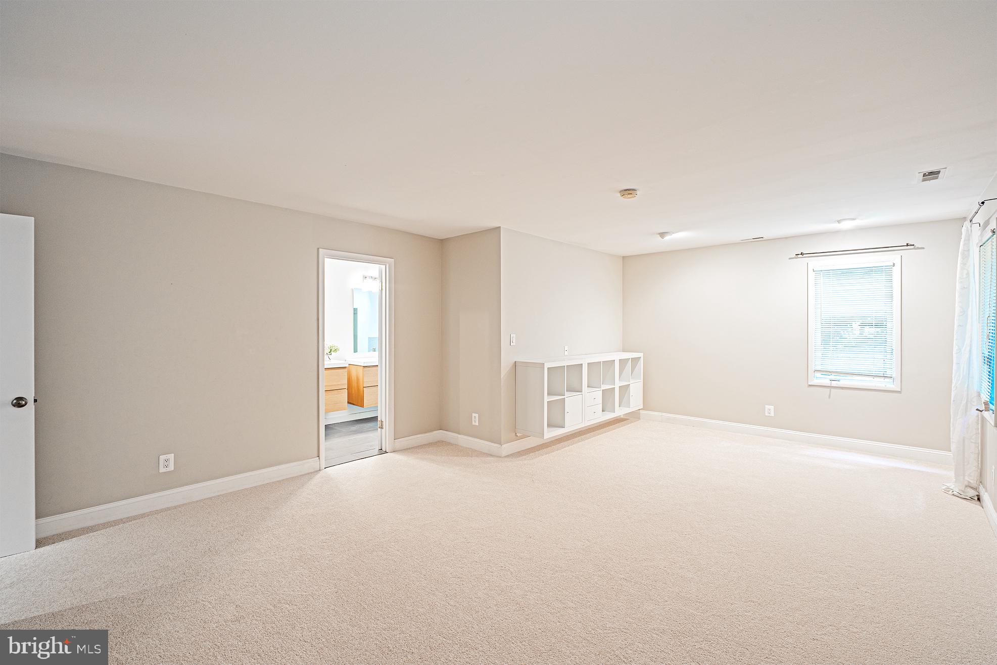 11127 Timberhead Lane Reston, VA 20191 - Photo 27 of 49