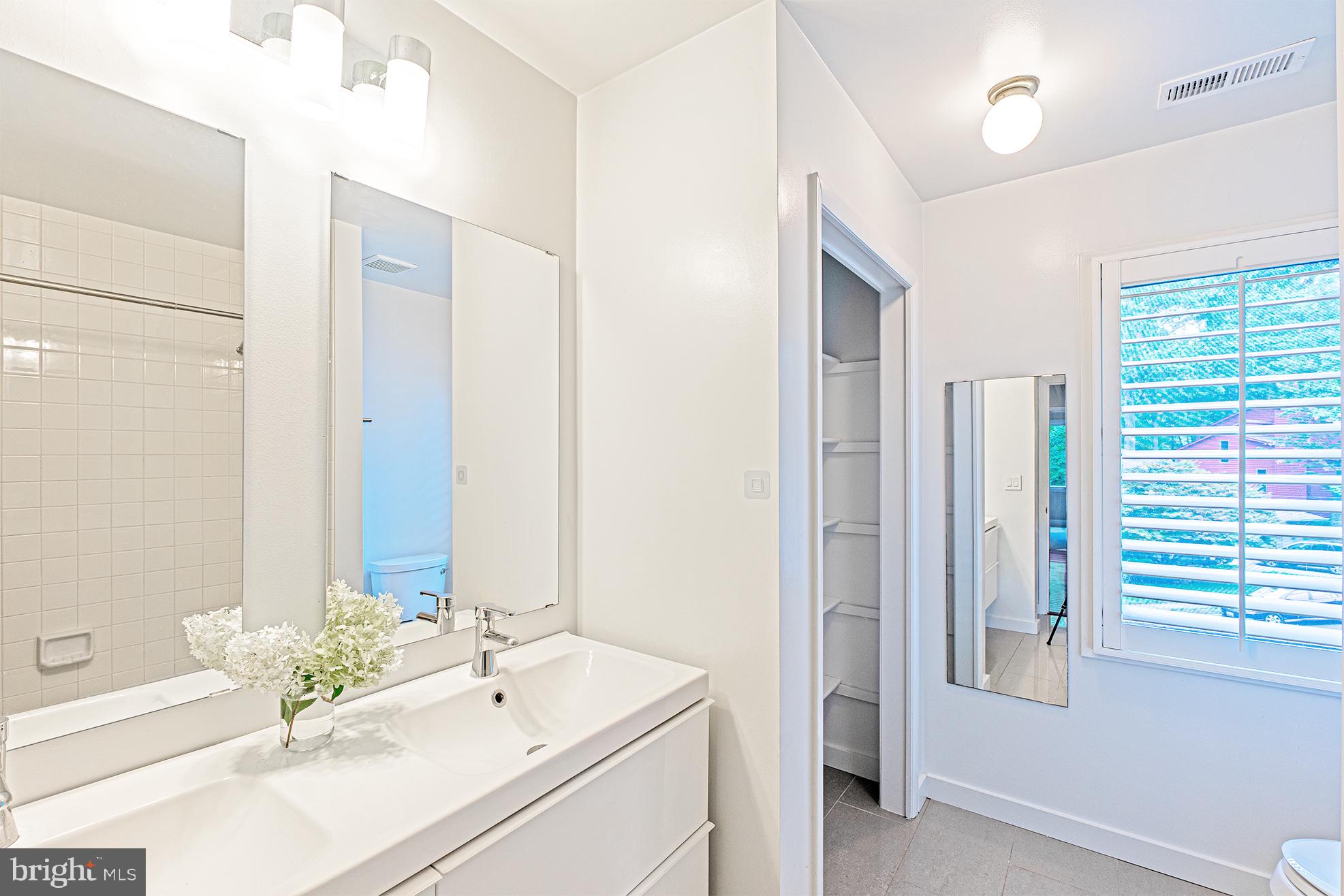 11127 Timberhead Lane Reston, VA 20191 - Photo 41 of 49