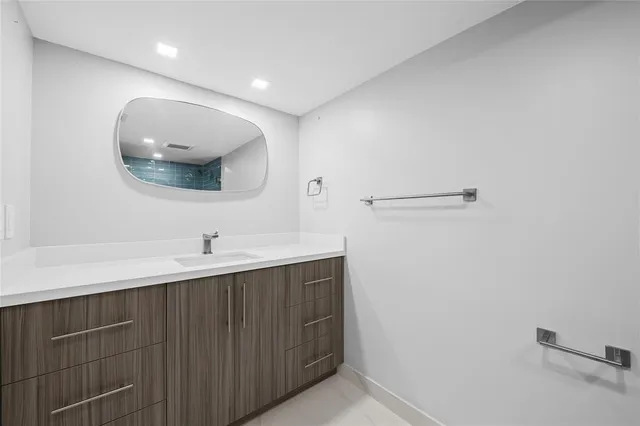 $1,475,000 | 3900 Galt Ocean Drive, Unit 317, Fort Lauderdale, FL 33308