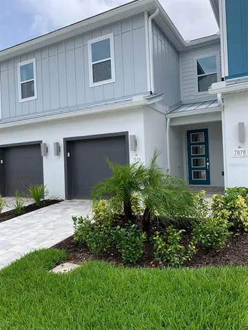 $2,600 | 7874 Spectrum Drive, Reunion, FL 34747