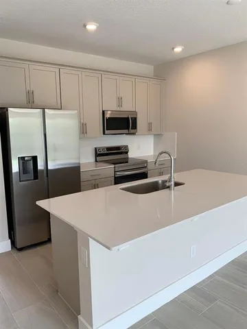 $2,600 | 7874 Spectrum Drive, Reunion, FL 34747