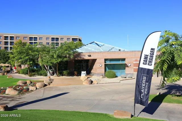 $3,000 | 12212 North Paradise Village Parkway West, Unit 302, Phoenix, AZ 85032