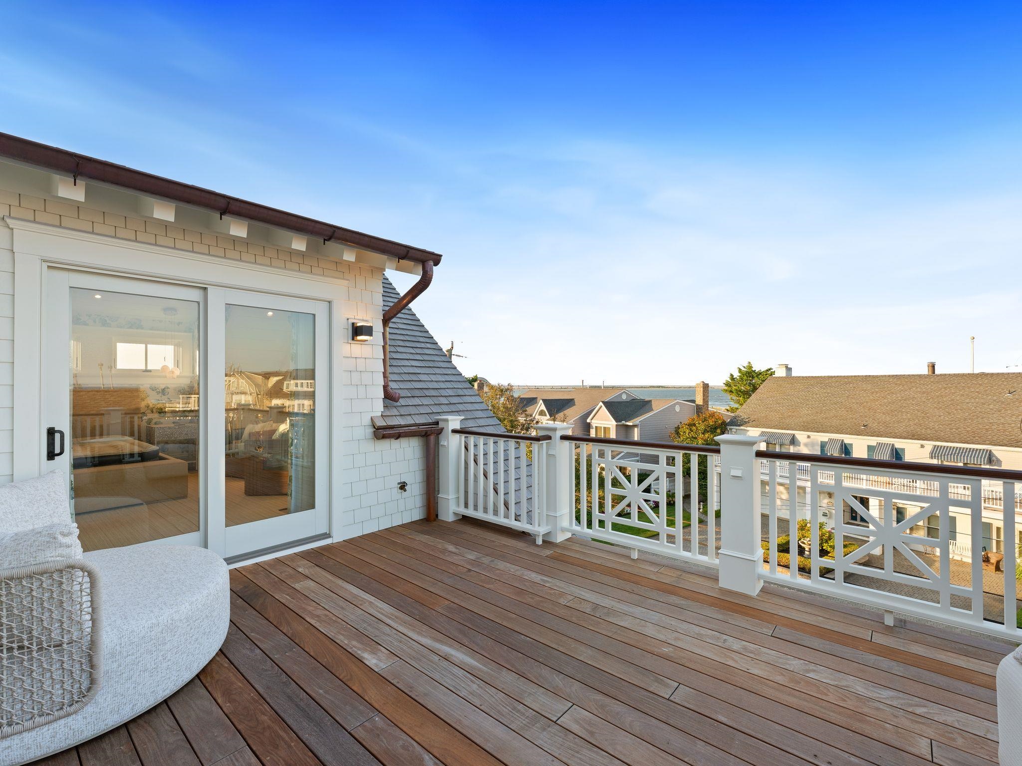 12 East Newcastle Road Ocean City, NJ 08226 - Photo 37 of 50 a view of a balcony with wooden floor