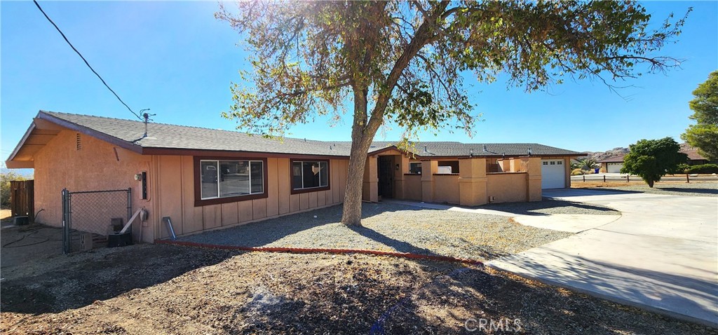 16257 St Timothy Road Apple Valley, CA 92307 - Photo 4 of 46