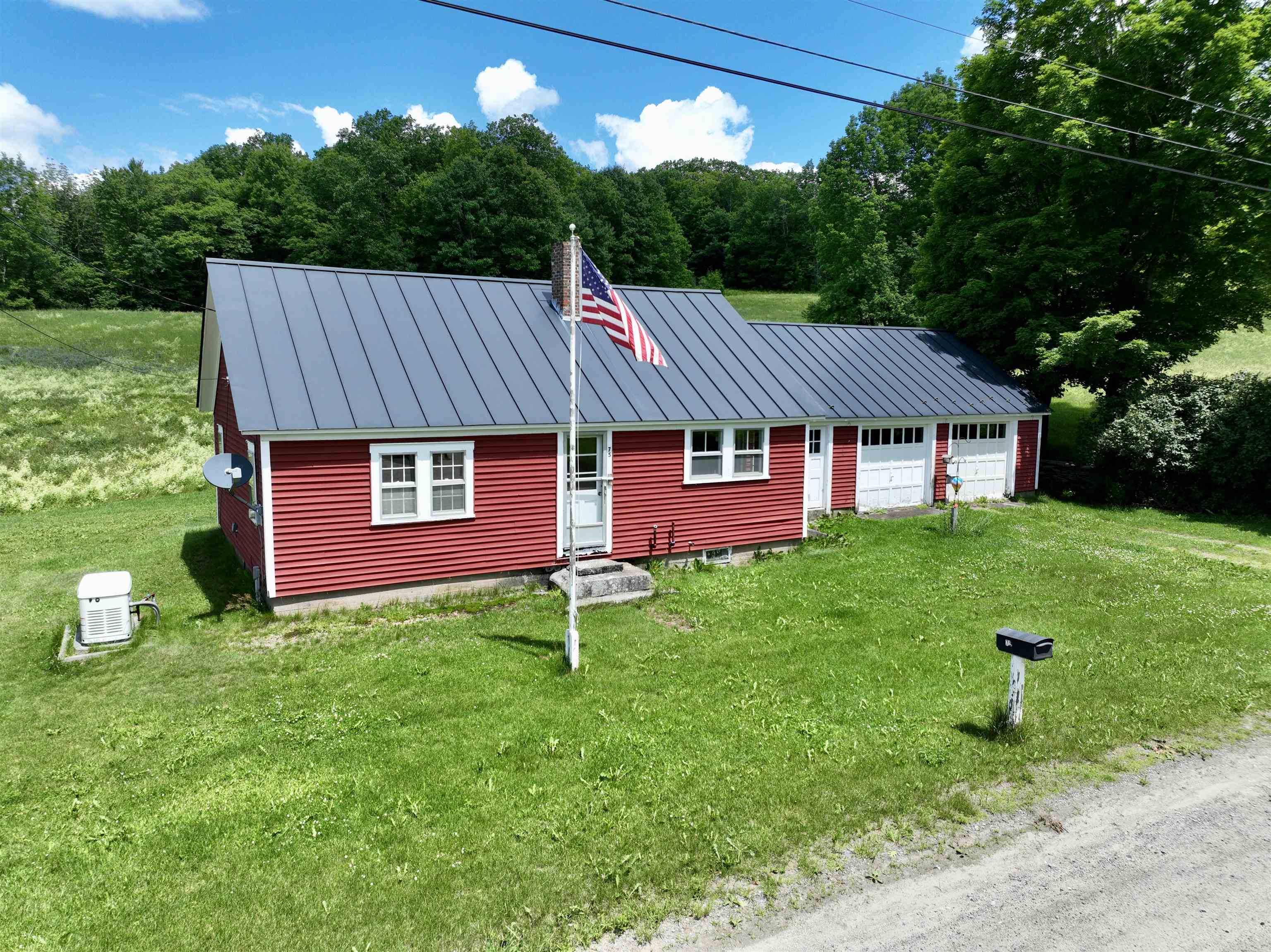 75 Page Road Pike, NH 03780 - Photo 4 of 23