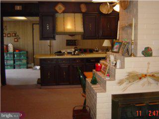 62 Bittersweet Road Levittown, PA 19057 - Photo 4 of 5 Gallery Image 4