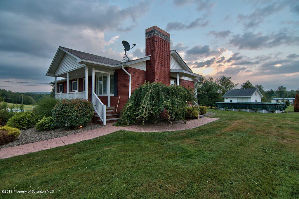 116 Shust Road Carbondale, PA 18407 - Photo 3 of 61 Gallery Image 3