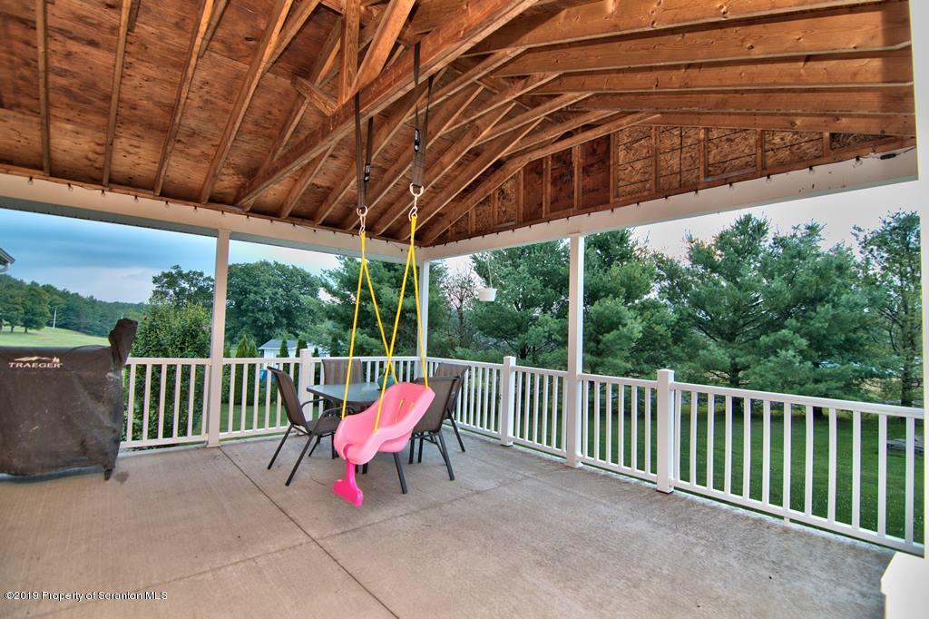 116 Shust Road Carbondale, PA 18407 - Photo 6 of 61 Gallery Image 6