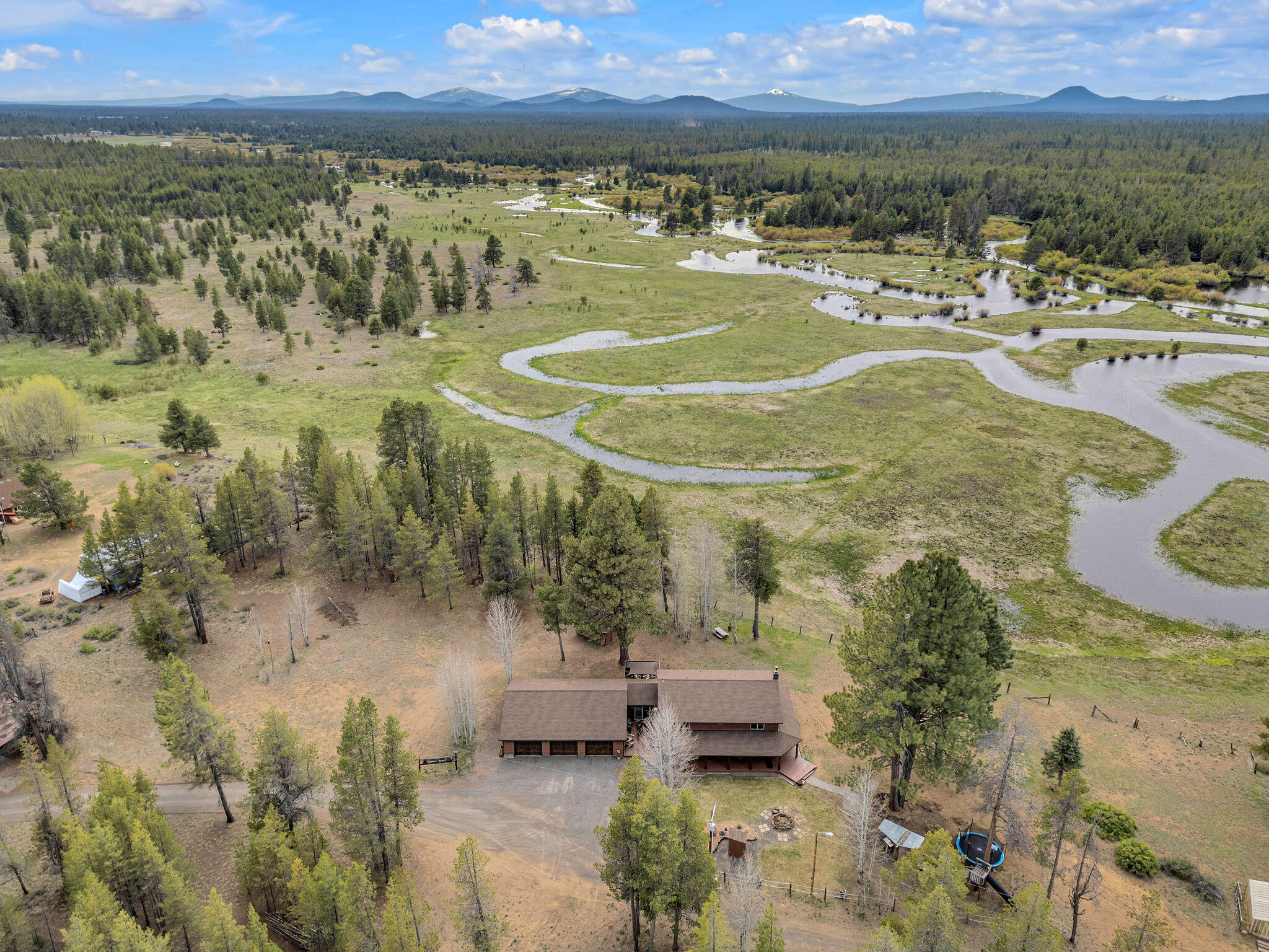 54445 Huntington Road Bend, OR 97707 - Photo 7 of 106 54445_Huntington_Rd-18